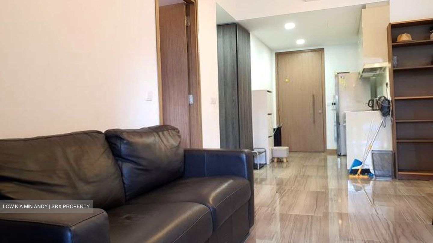 Lakeville (D22), Condominium #585427871